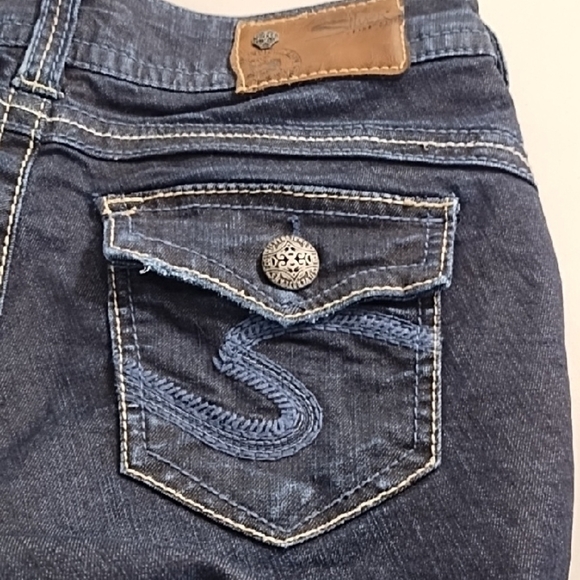 Silver Suki Stretch Denim Peddle Pusher Bermuda Denim Shorts - Picture 4 of 13